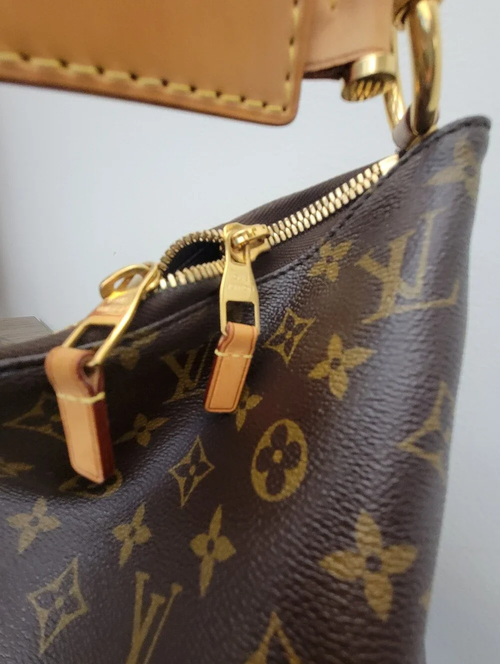 🍒Louis Vuitton Sully PM Monogram Bag